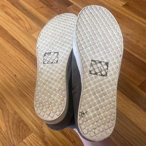 Steve Madden Women’s Fur Lined Slip On Wedge Sneakers Size 7 - Picture 6 of 9